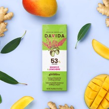 ¿Ya conocías nuestra barra con mango y jengibre? ✨🍫🥭Una sinfonía de cacao colombiano premium, trocitos de mango liofilizado y jengibre se fusionan para crear una experiencia única en tu paladar. ¡Explora nuevos horizontes de placer con cada bocado!😋🌿 . . . #chocoloversdavida #mango #jenjibre #saboresexoticos #frutaliofilizada #experimenta #cacaopremium #chocolatebar #chocolatepremium
